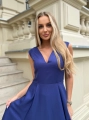 Sukienka granatowa długa z dwoma rozcięciami i dekoltem w literkę V z lekko mieniącego się materiału - Milena 25509